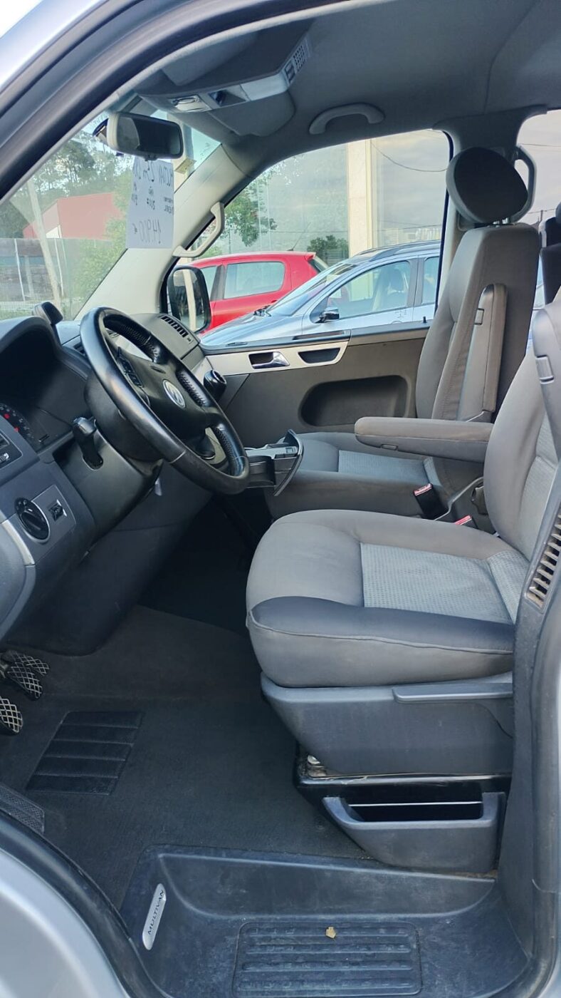 VOLKSWAGEN Multivan T5 4MOTION