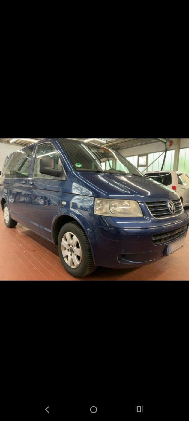 VOLKSWAGEN Multivan T5
