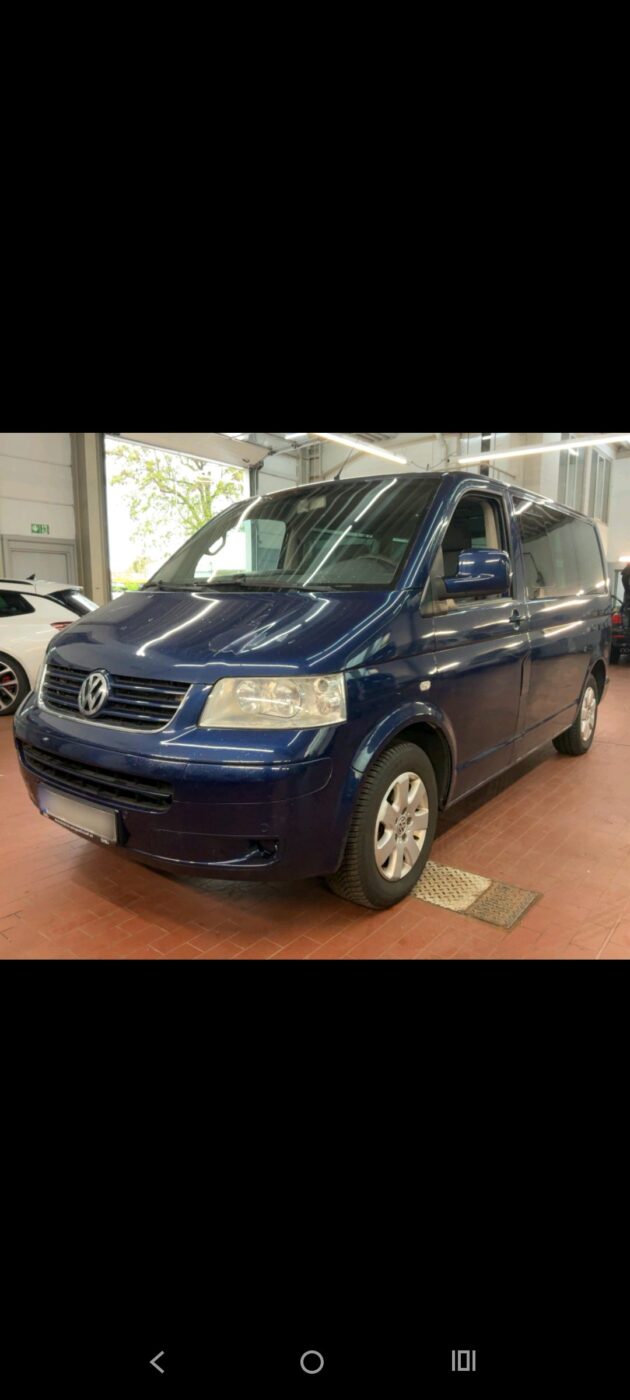 VOLKSWAGEN Multivan T5