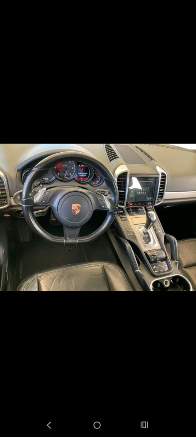 PORSCHE Cayenne 3.0D