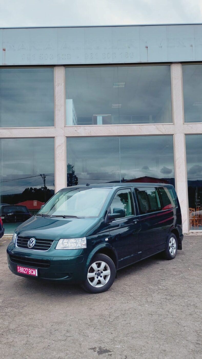 VOLKSWAGEN Multivan T5 