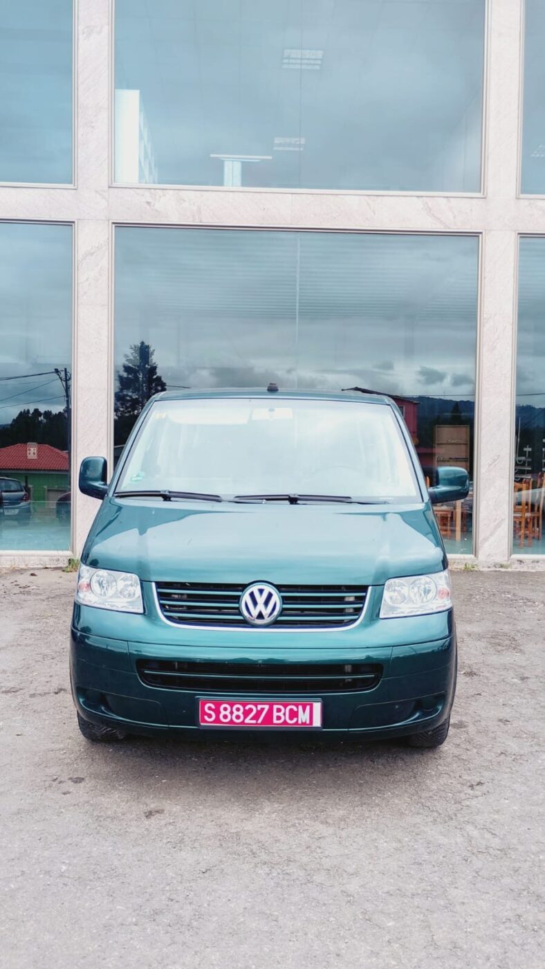 VOLKSWAGEN Multivan T5 