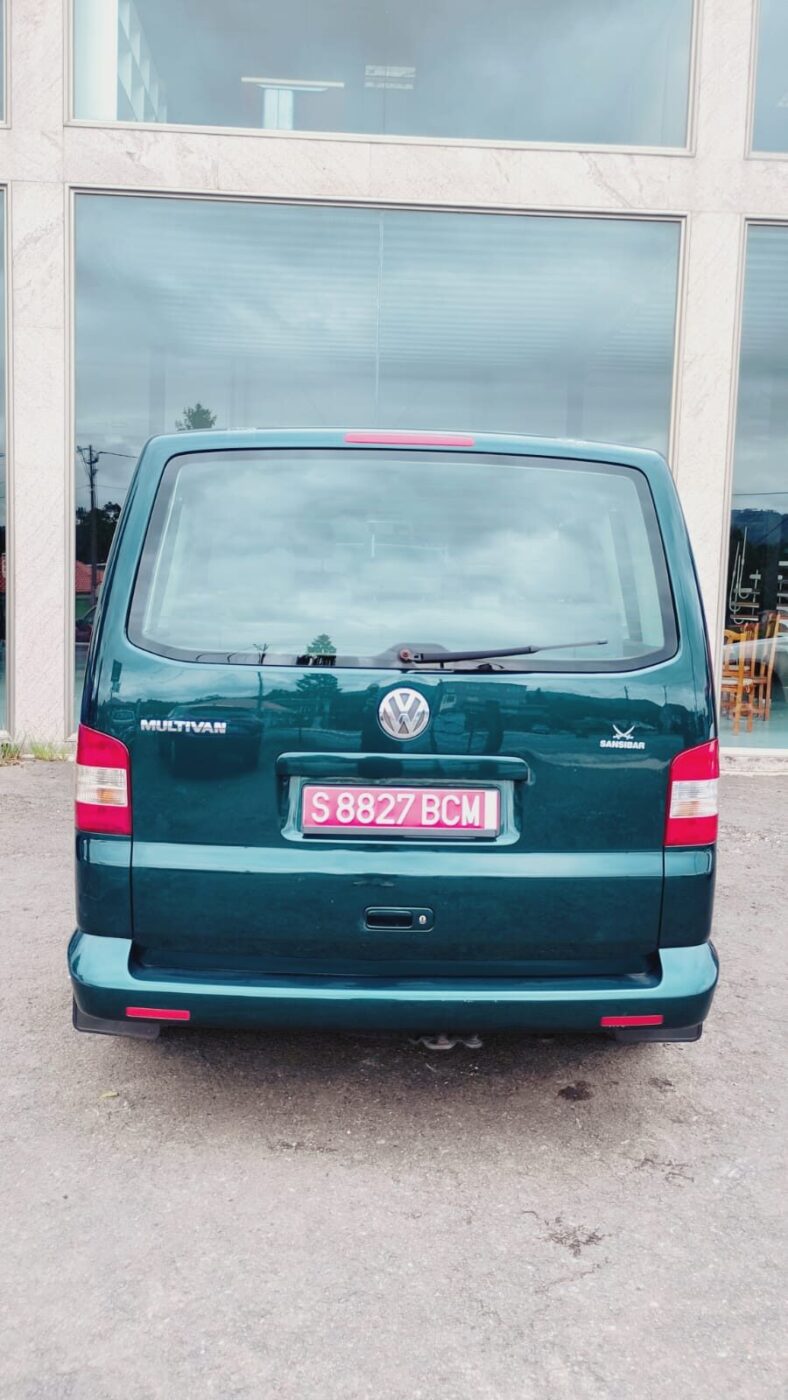 VOLKSWAGEN Multivan T5 