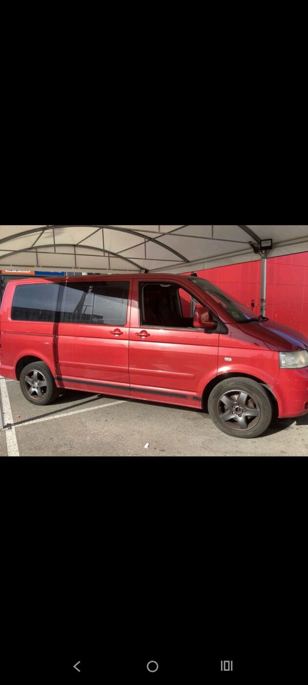VOLKSWAGEN Multivan T5 4MOTION