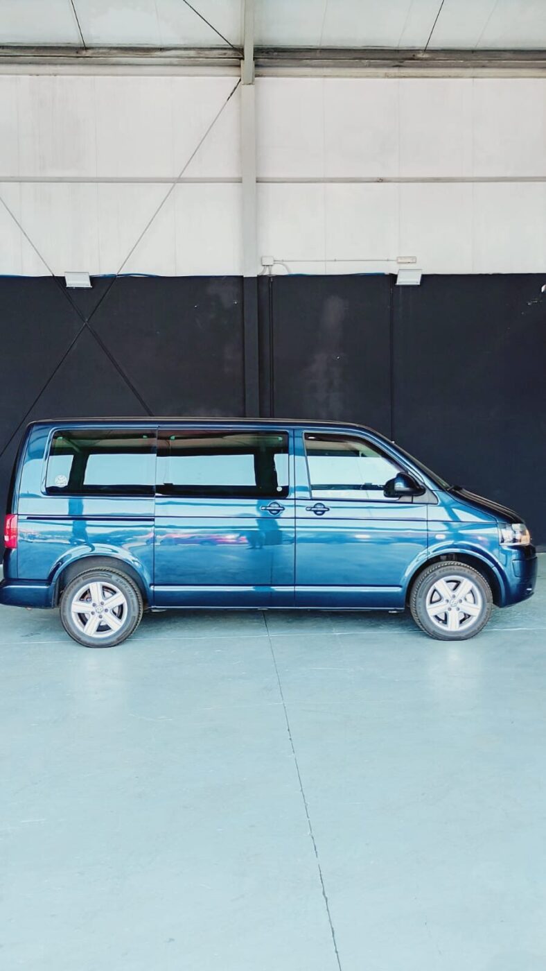 VOLKSWAGEN Multivan T5 