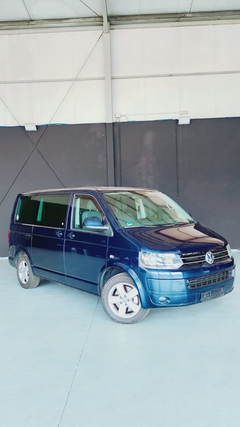 VOLKSWAGEN Multivan T5 
