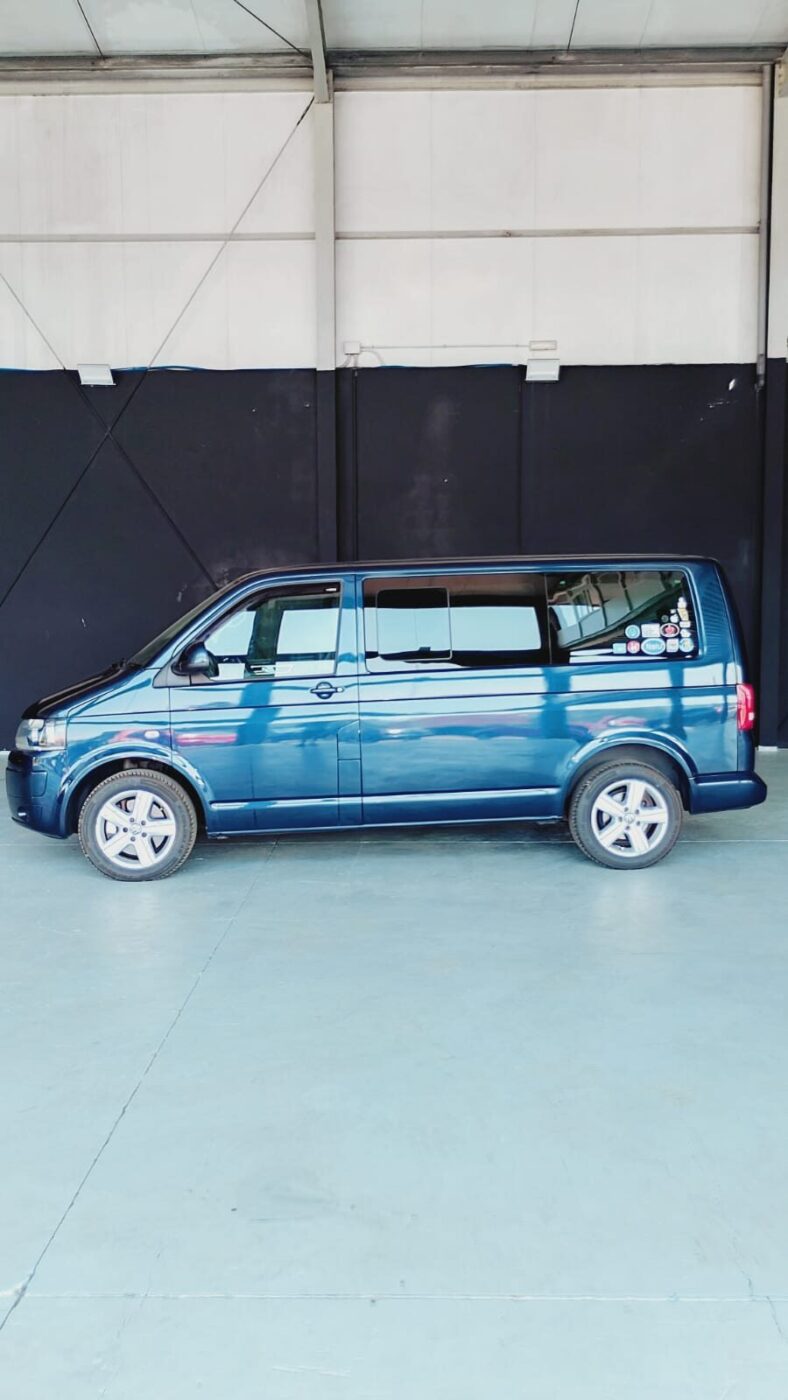 VOLKSWAGEN Multivan T5 