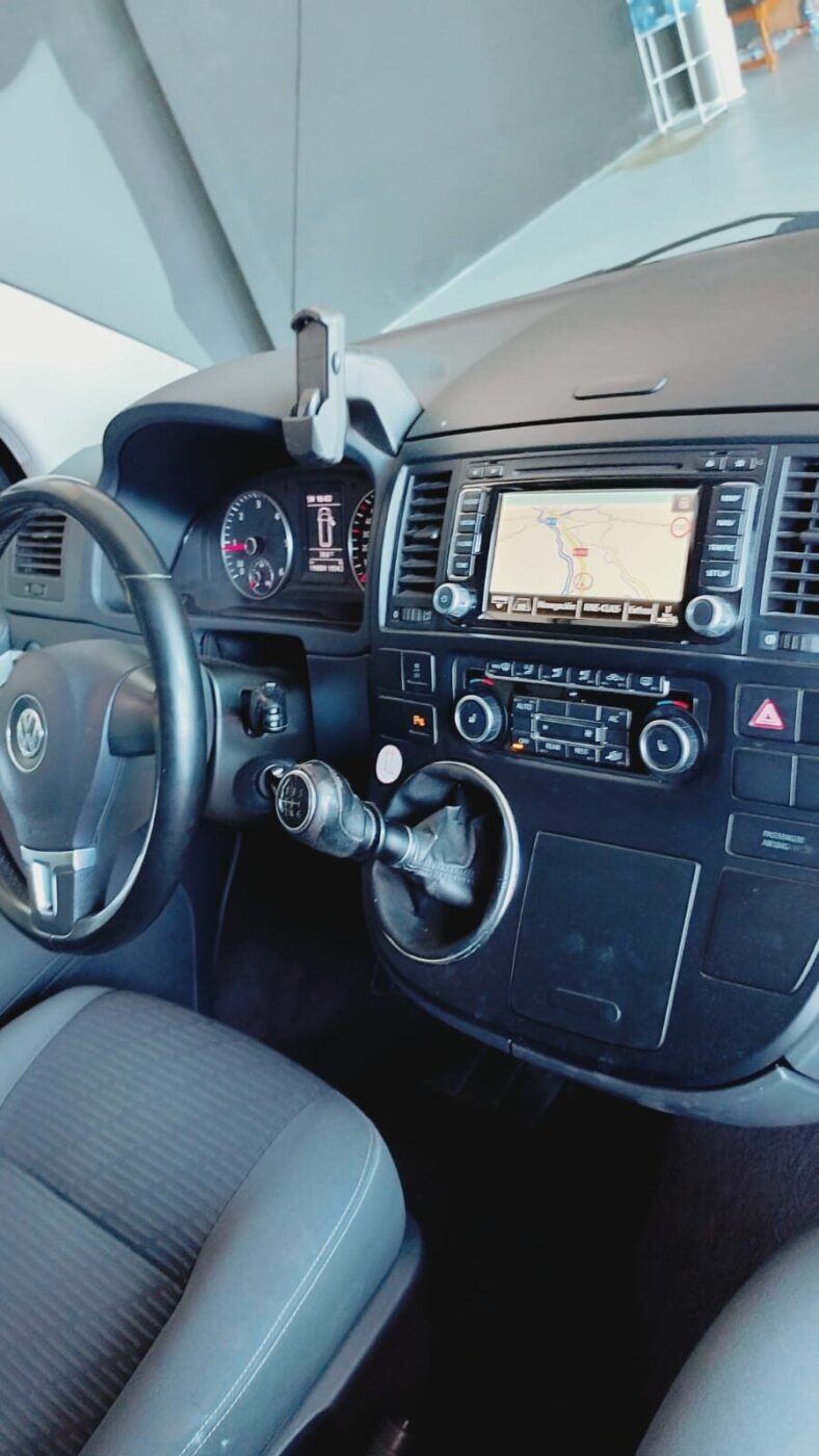 VOLKSWAGEN Multivan T5 