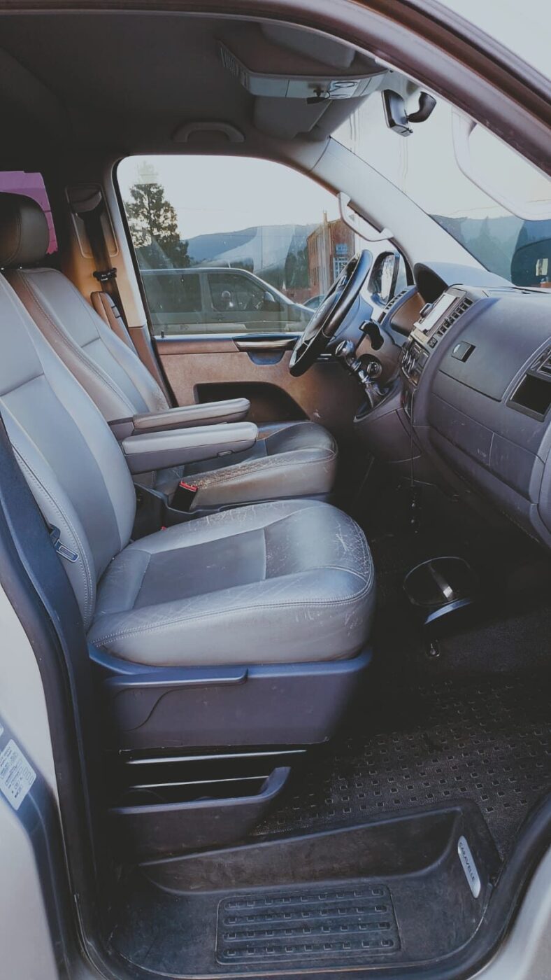 VOLKSWAGEN Caravelle T5 