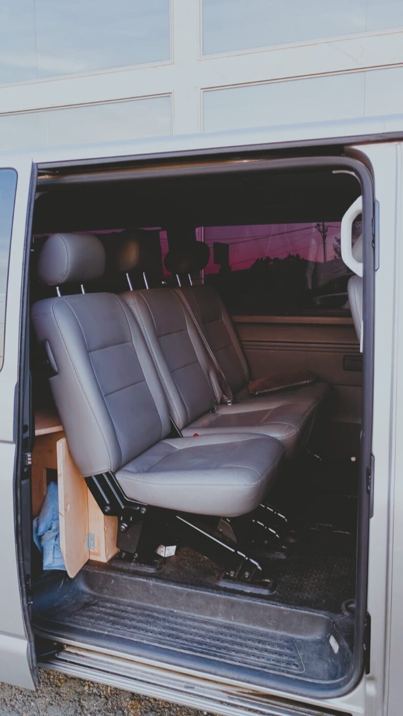 VOLKSWAGEN Caravelle T5 
