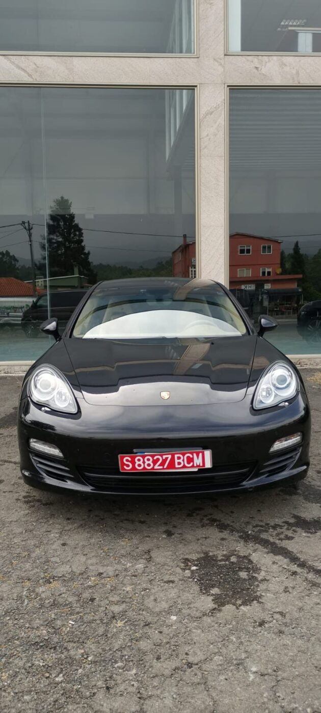 PORSCHE Panamera 3.0D