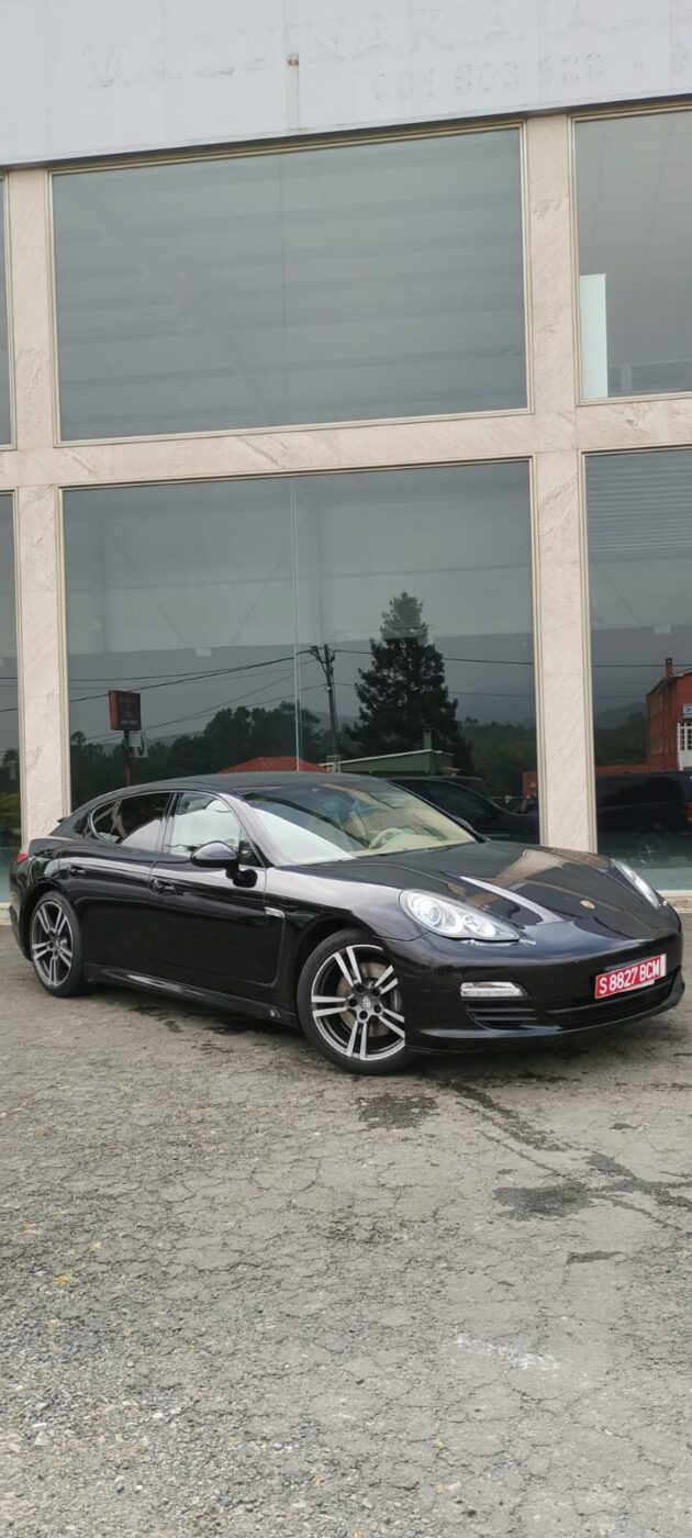 PORSCHE Panamera 3.0D