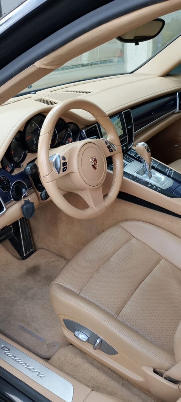 PORSCHE Panamera 3.0D