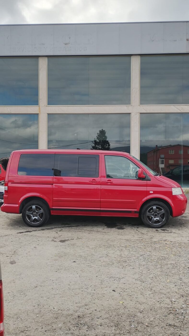 VOLKSWAGEN Multivan T5 4MOTION