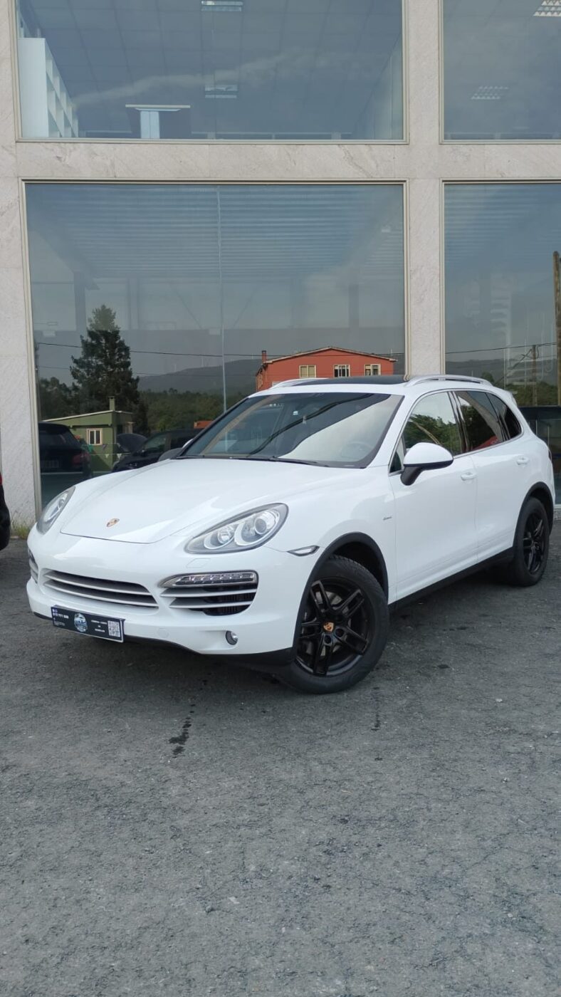 PORSCHE Cayenne 3.0D