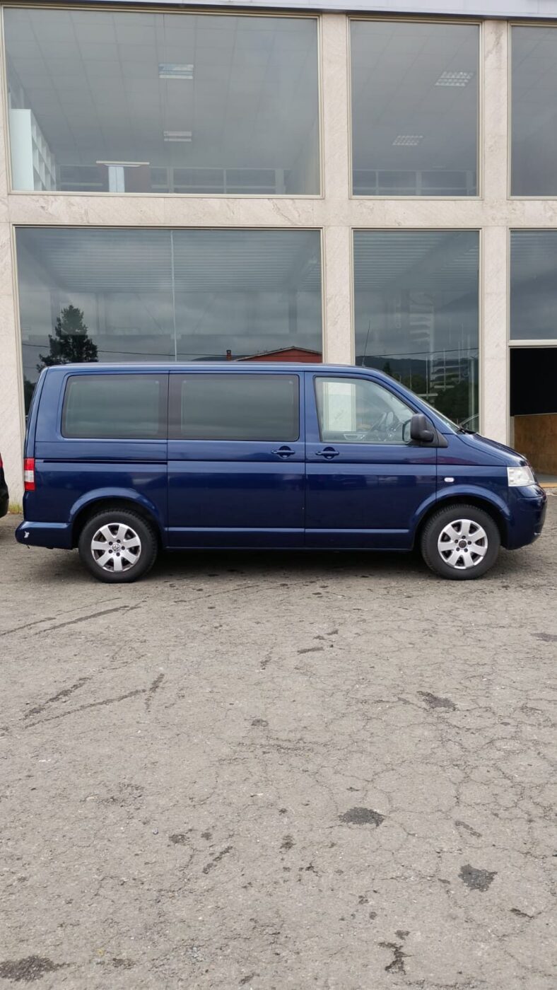 VOLKSWAGEN Multivan T5