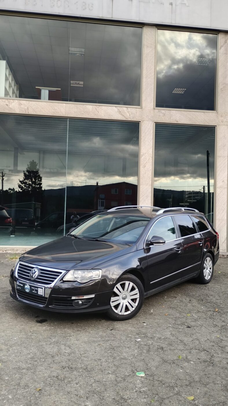 VOLKSWAGEN Passat Familiar