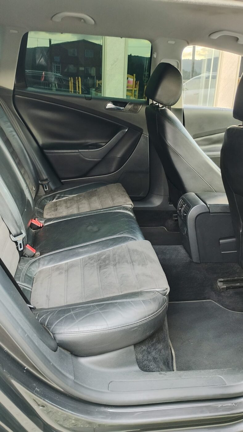 VOLKSWAGEN Passat Familiar